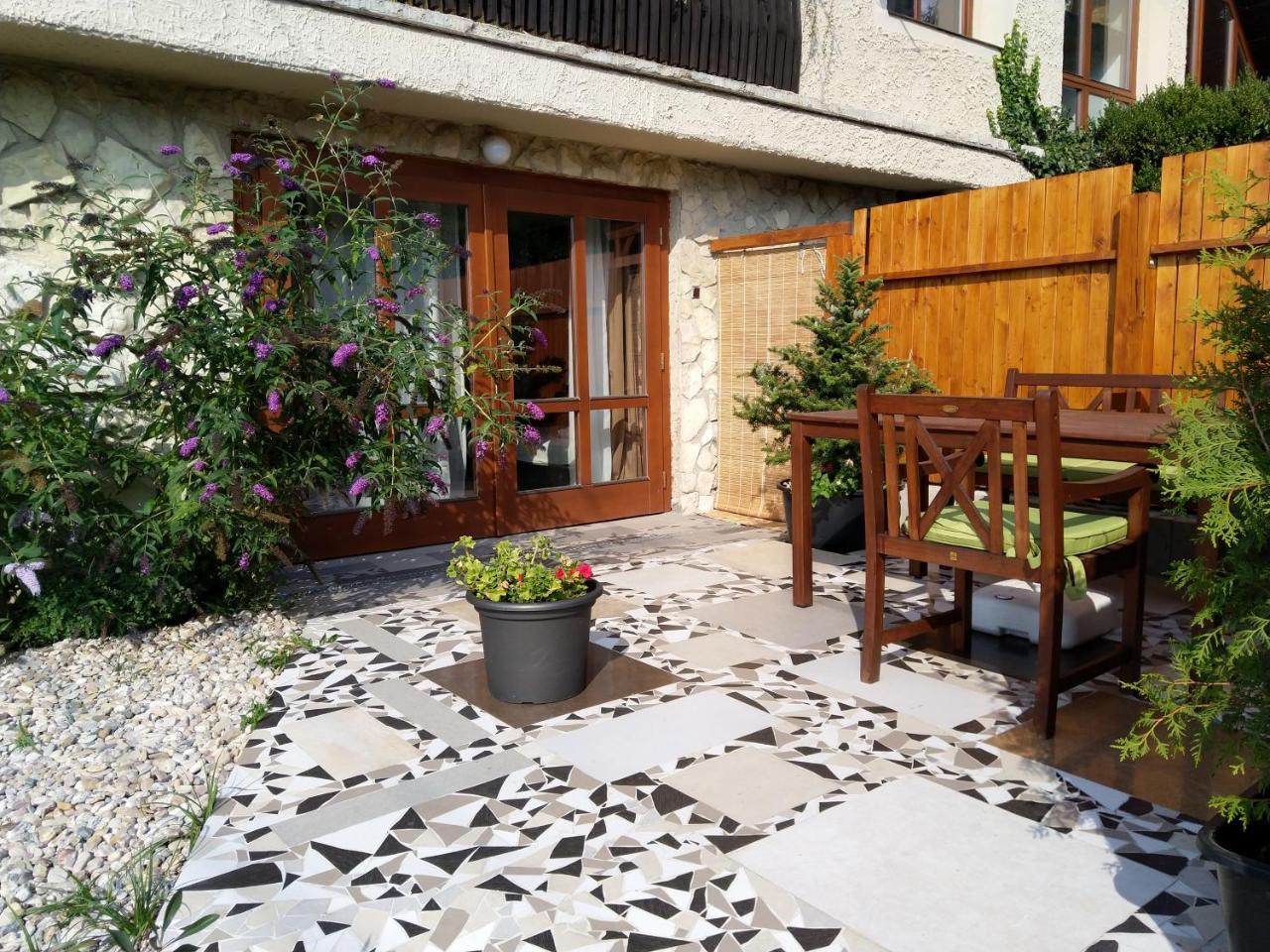 Apartmany Sharka -Sarka Justrova Decin Exterior photo
